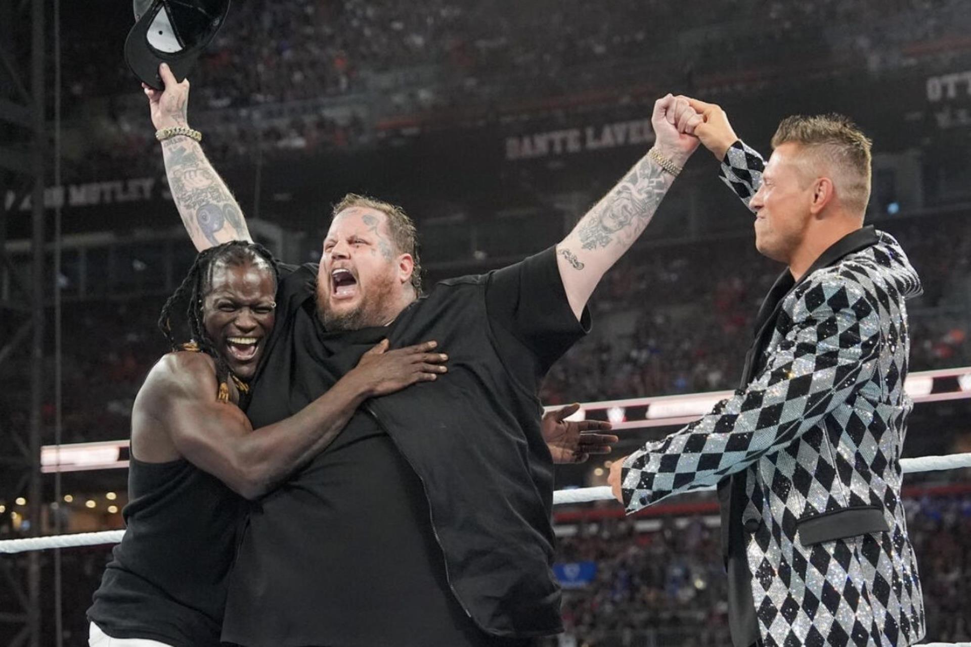 Jelly Roll Performs — and Gets in the Ring! — at WWE SummerSlam in Cleveland, MGK Joins in Too