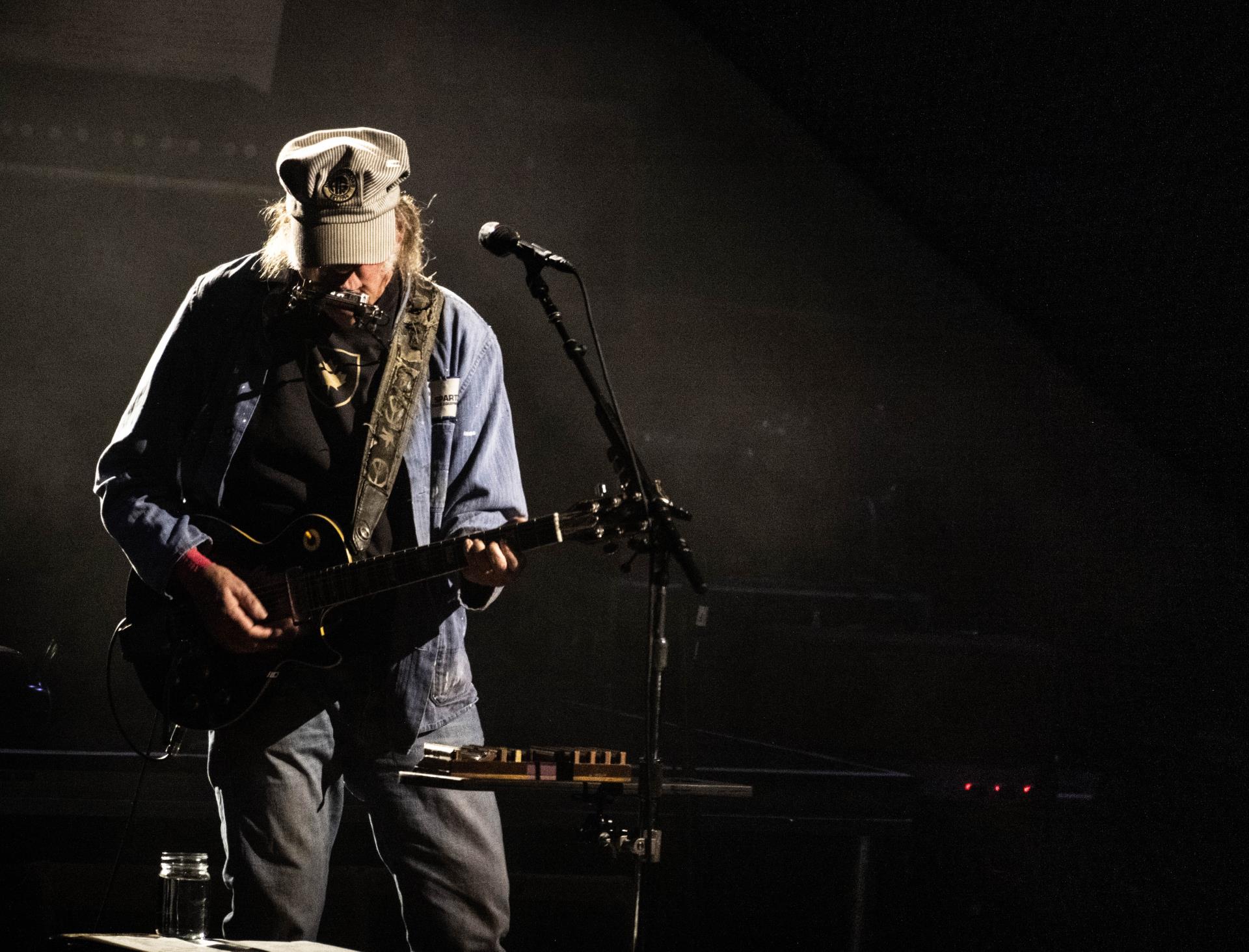 Neil Young Leans Hard Into Obscurities — as Promised — in Magical Tour Opener at L.A.’s Ford: Co<i></i>ncert Review