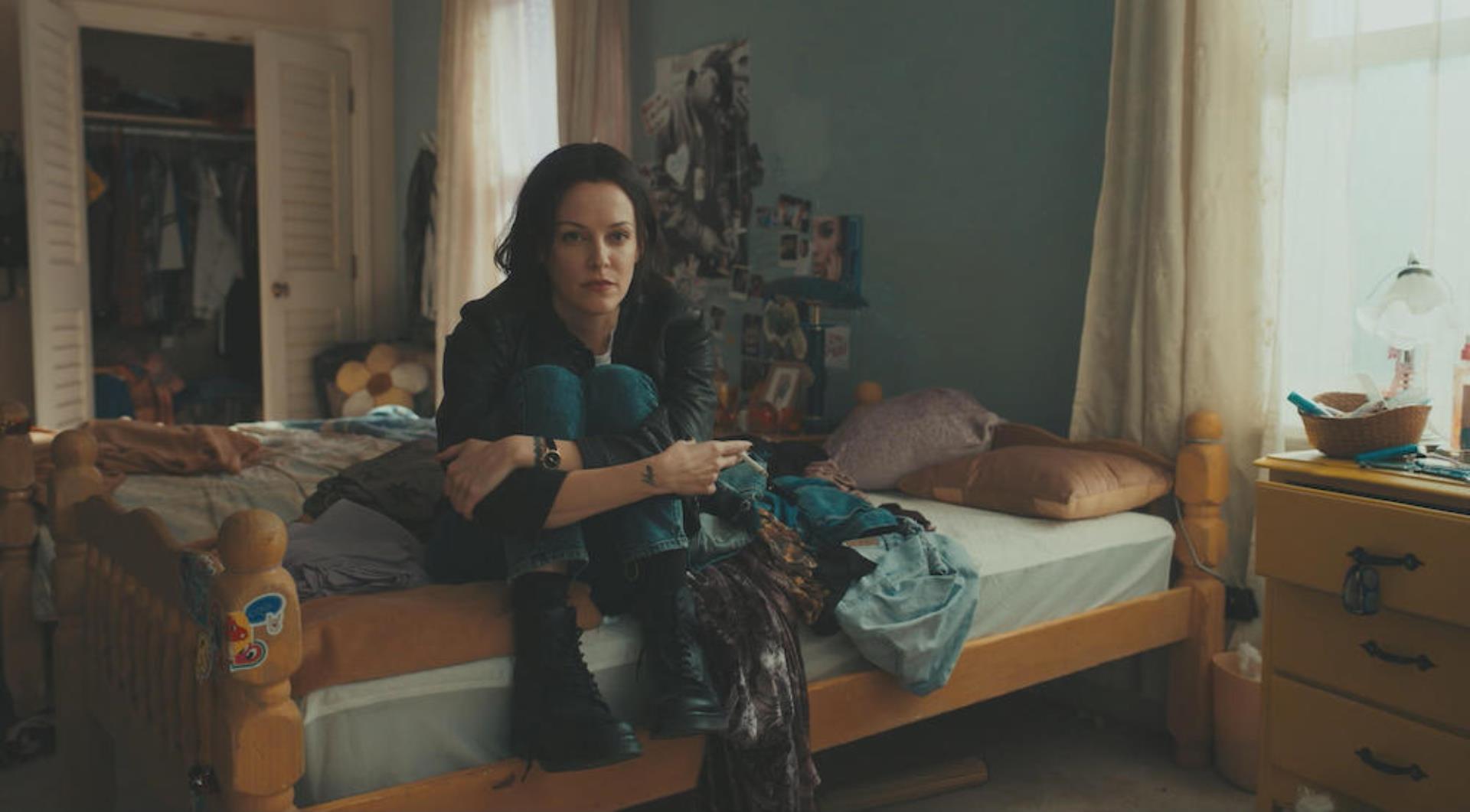 Hulu Debuts ‘Under the Bridge’ Trailer Starring Lily Gladstone and Riley Keough (TV News Roundup)