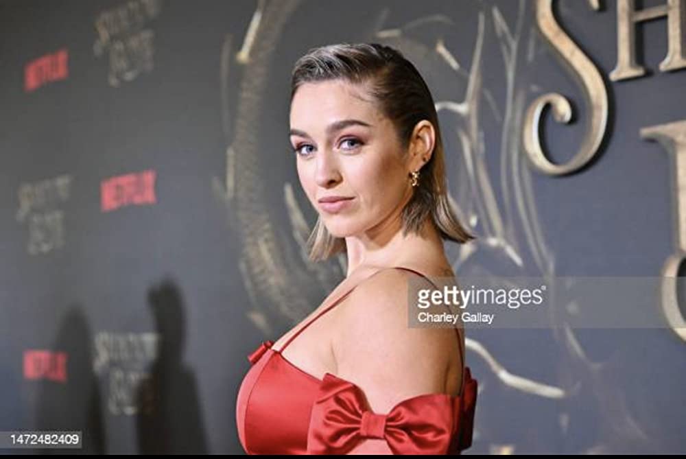 Danielle Galligan