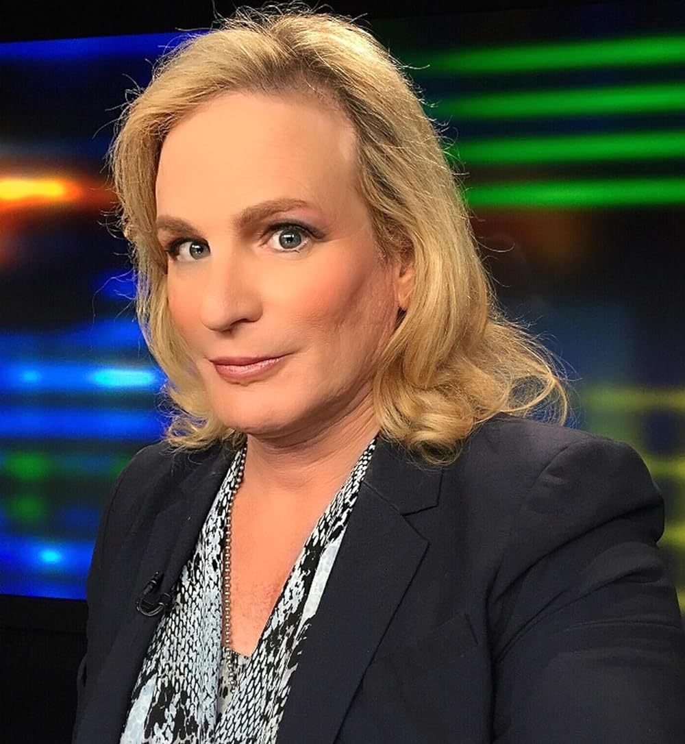 Zoey Tur